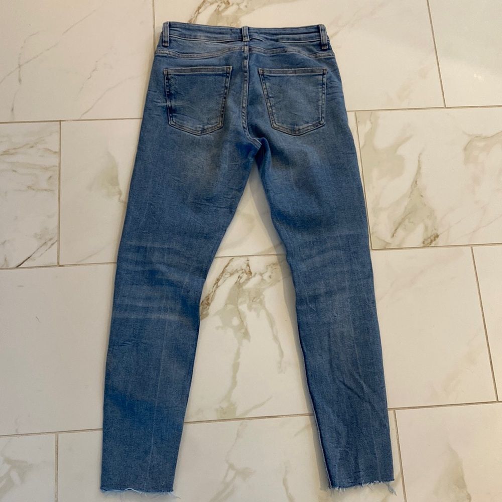Sz 6 Zara high waist 80s wash stretch distressed cropped jeans